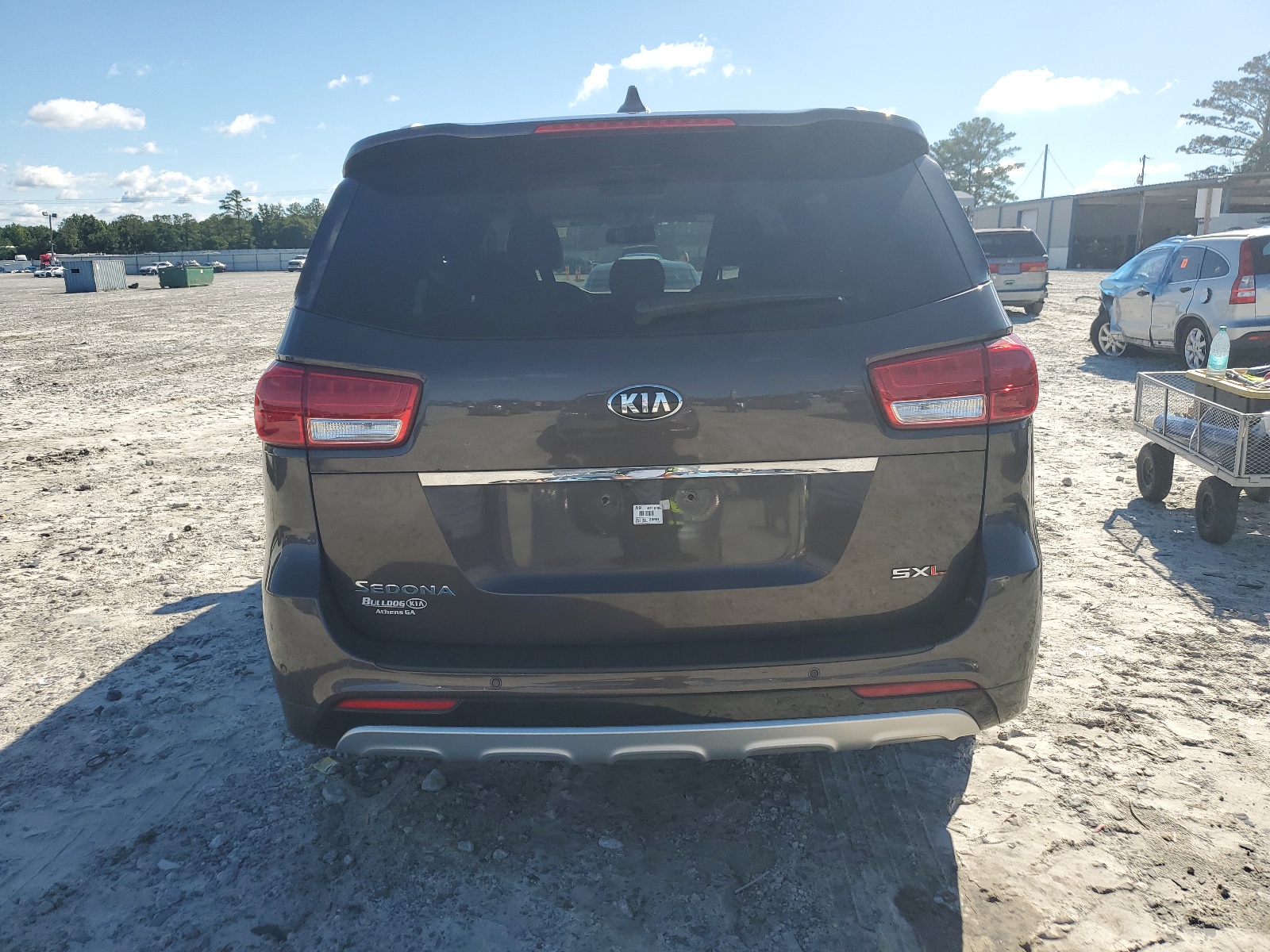 KNDME5C10H6274375 2017 Kia Sedona Sxl