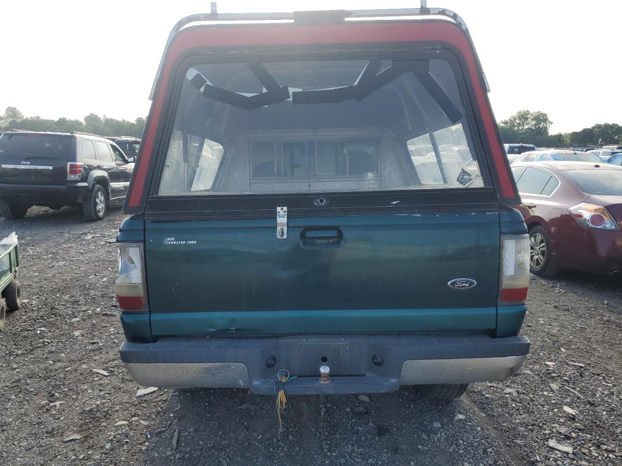 1998 Ford Ranger VIN: 1FTYR10C4WUA56369 Lot: 62800254