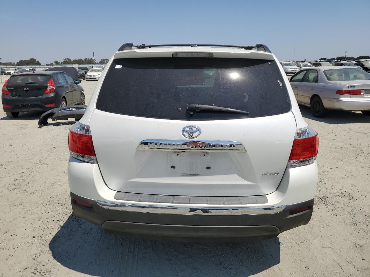 5TDDK3EH7CS144139 2012 Toyota Highlander Limited