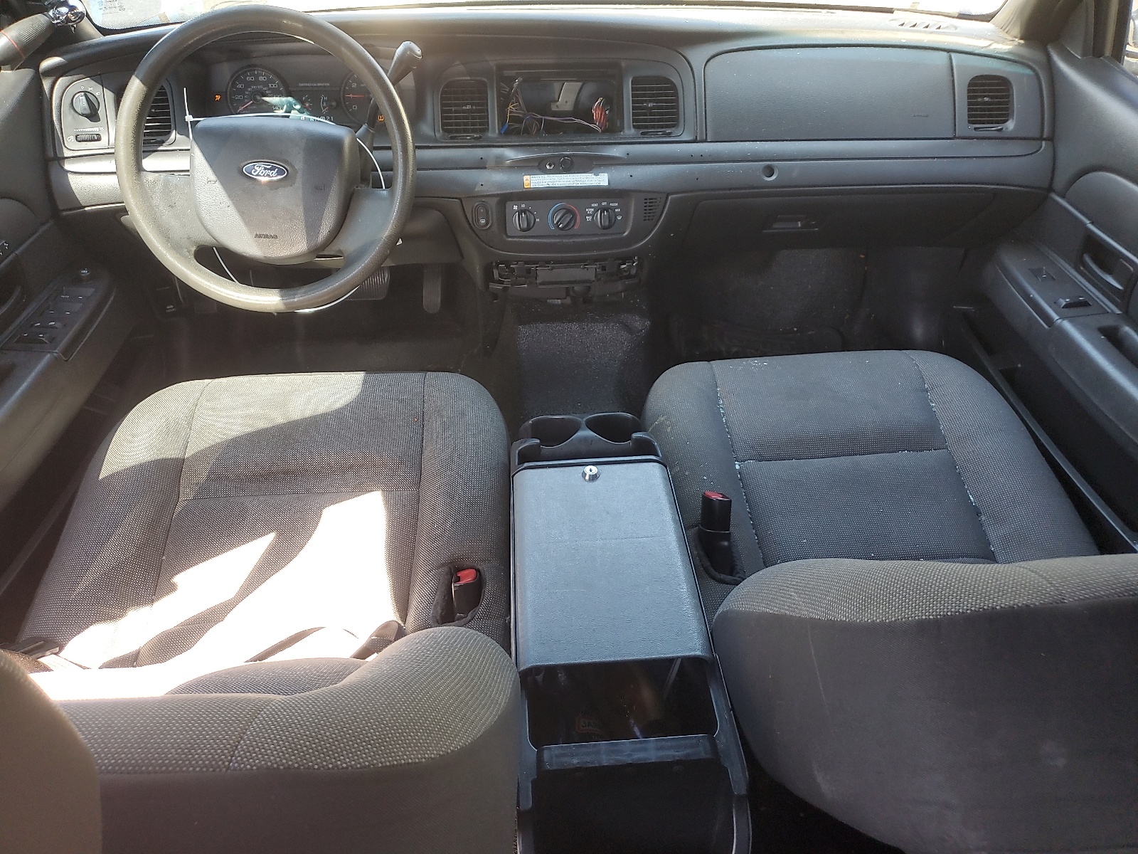 2FABP7BV6AX131223 2010 Ford Crown Victoria Police Interceptor