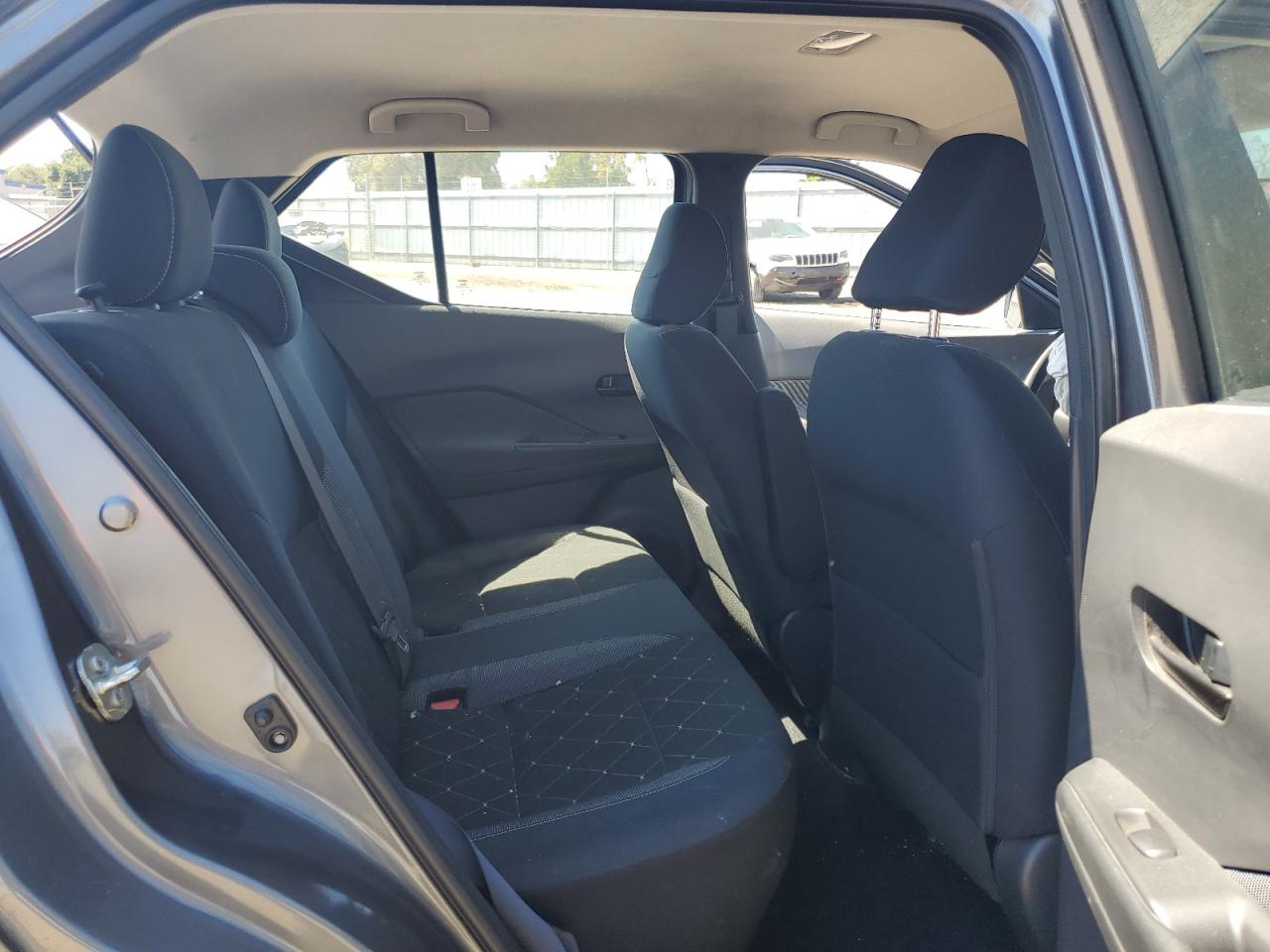 2018 Nissan Kicks S VIN: 3N1CP5CU2JL545015 Lot: 61750014