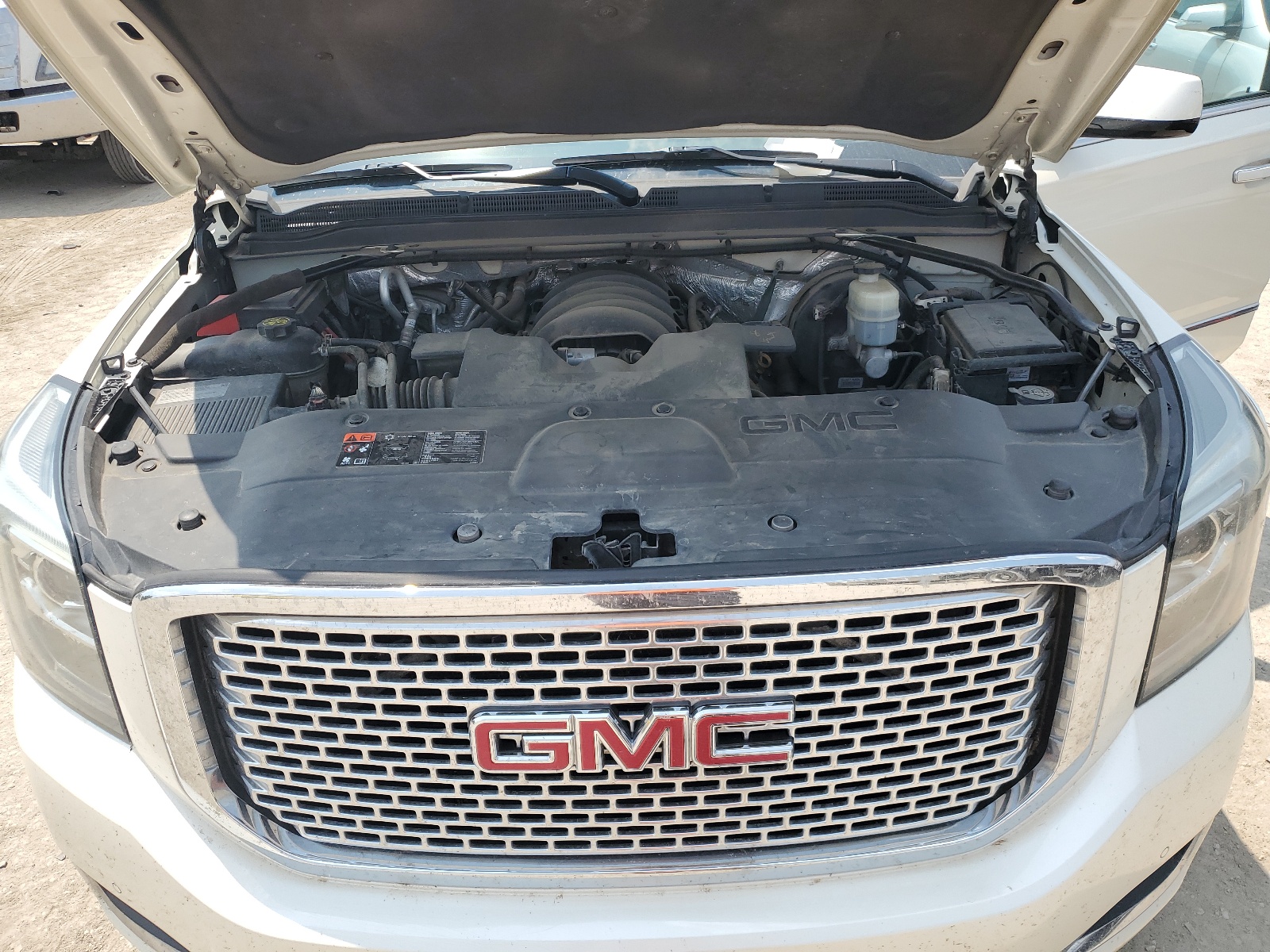 1GKS2JKJ5FR207586 2015 GMC Yukon Xl Denali