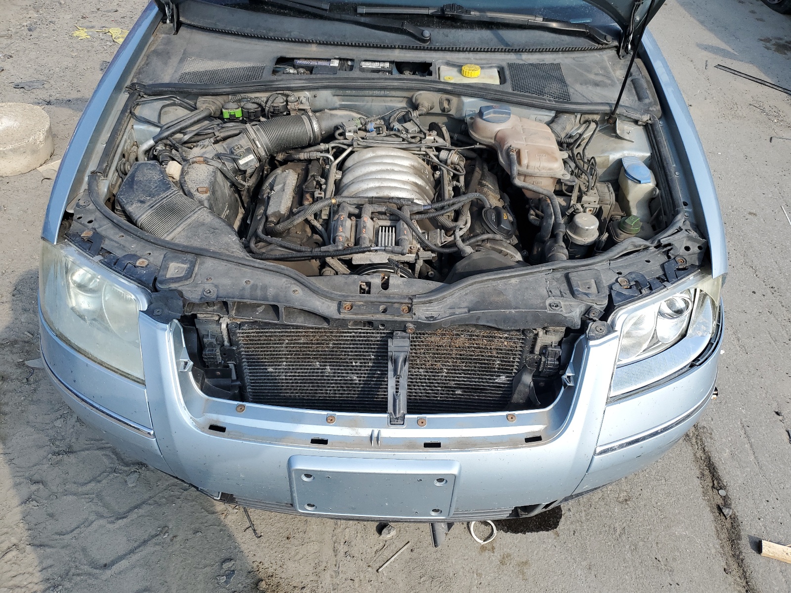 WVWTH63B54P157980 2004 Volkswagen Passat Glx 4Motion