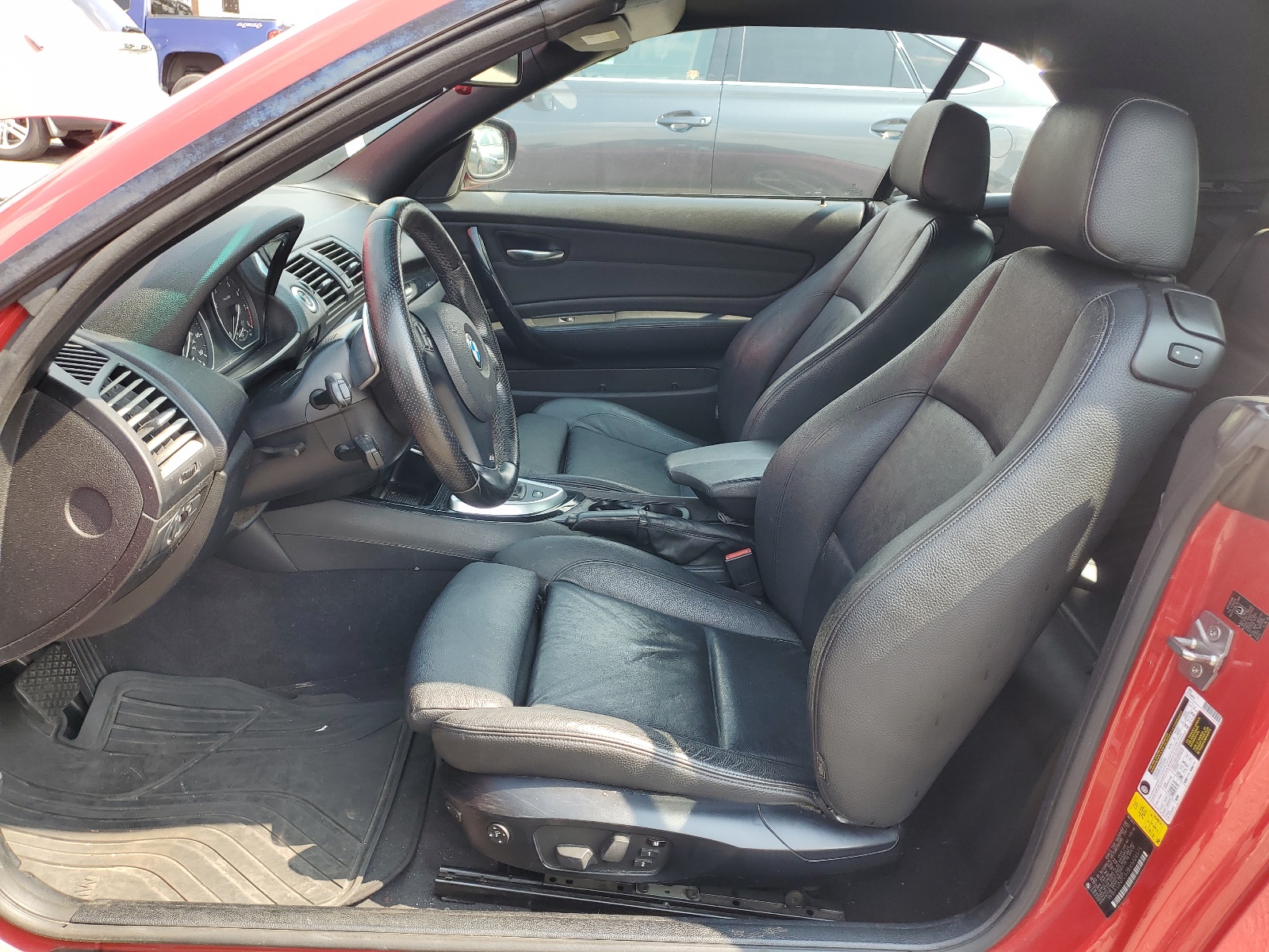 WBAUN7C52BVM24575 2011 BMW 135 I