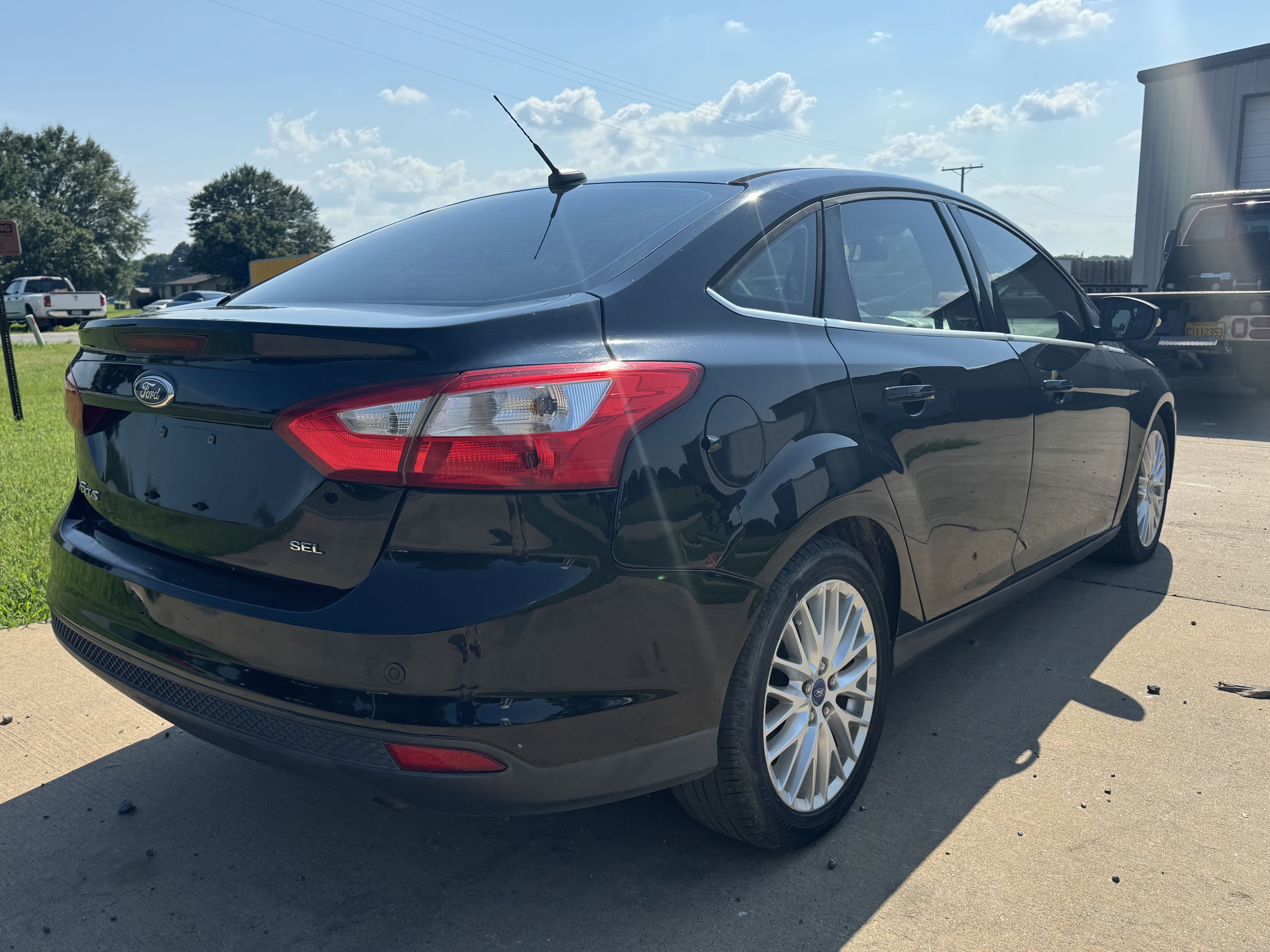 2015 Ford Focus Se vin: 1FADP3F22FL244236