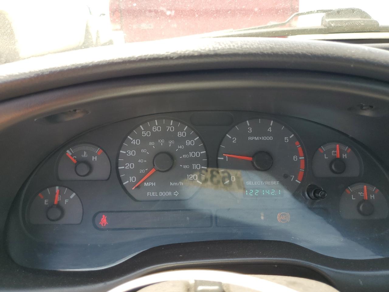 2000 Ford Mustang VIN: 1FAFP4042YF252475 Lot: 63334544