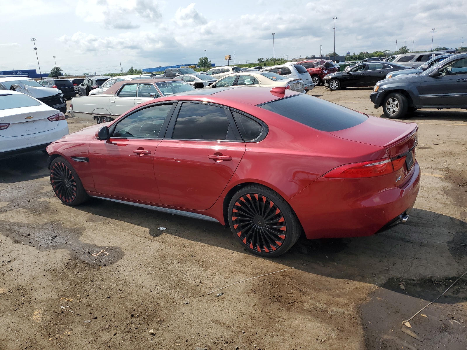 SAJBM4FVXJCY57421 2018 Jaguar Xf S