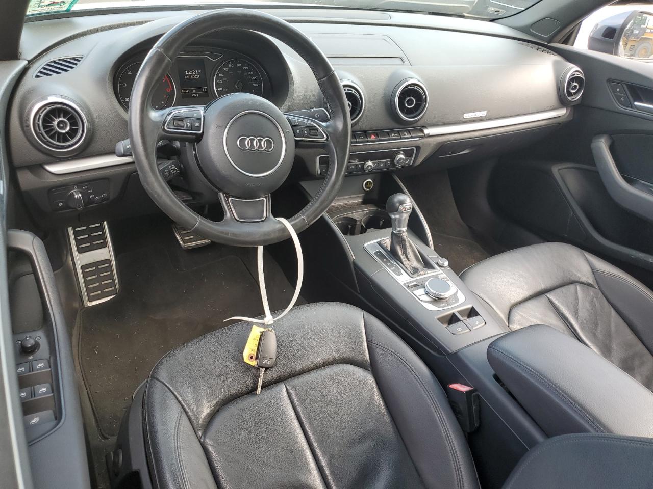 WAU7FLFFXF1070941 2015 Audi A3 Premium