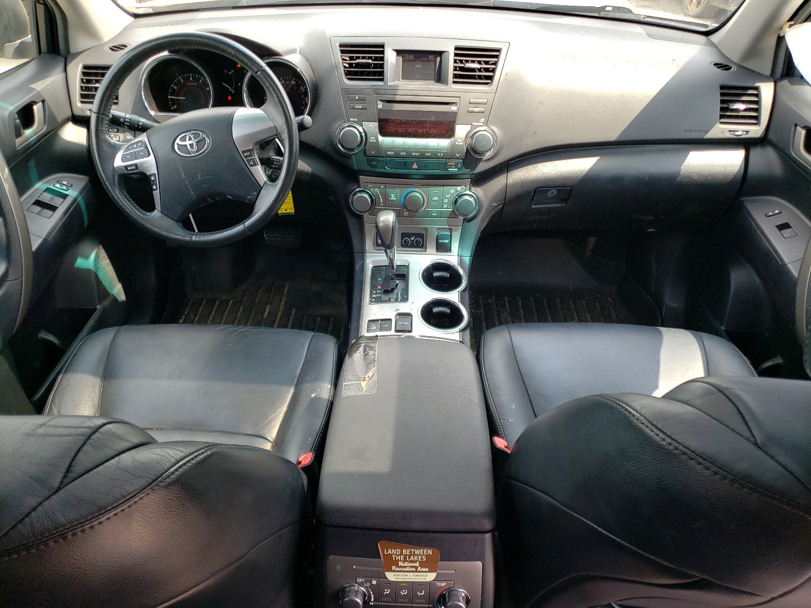 5TDBK3EH8BS073006 2011 Toyota Highlander Base