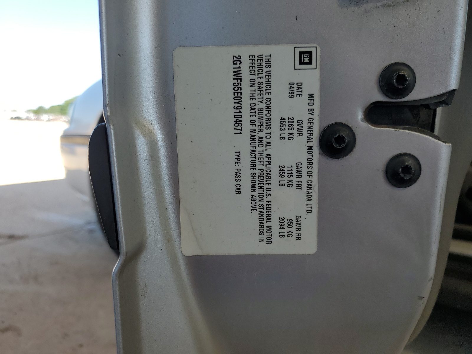 2G1WF55E0Y9104671 2000 Chevrolet Impala