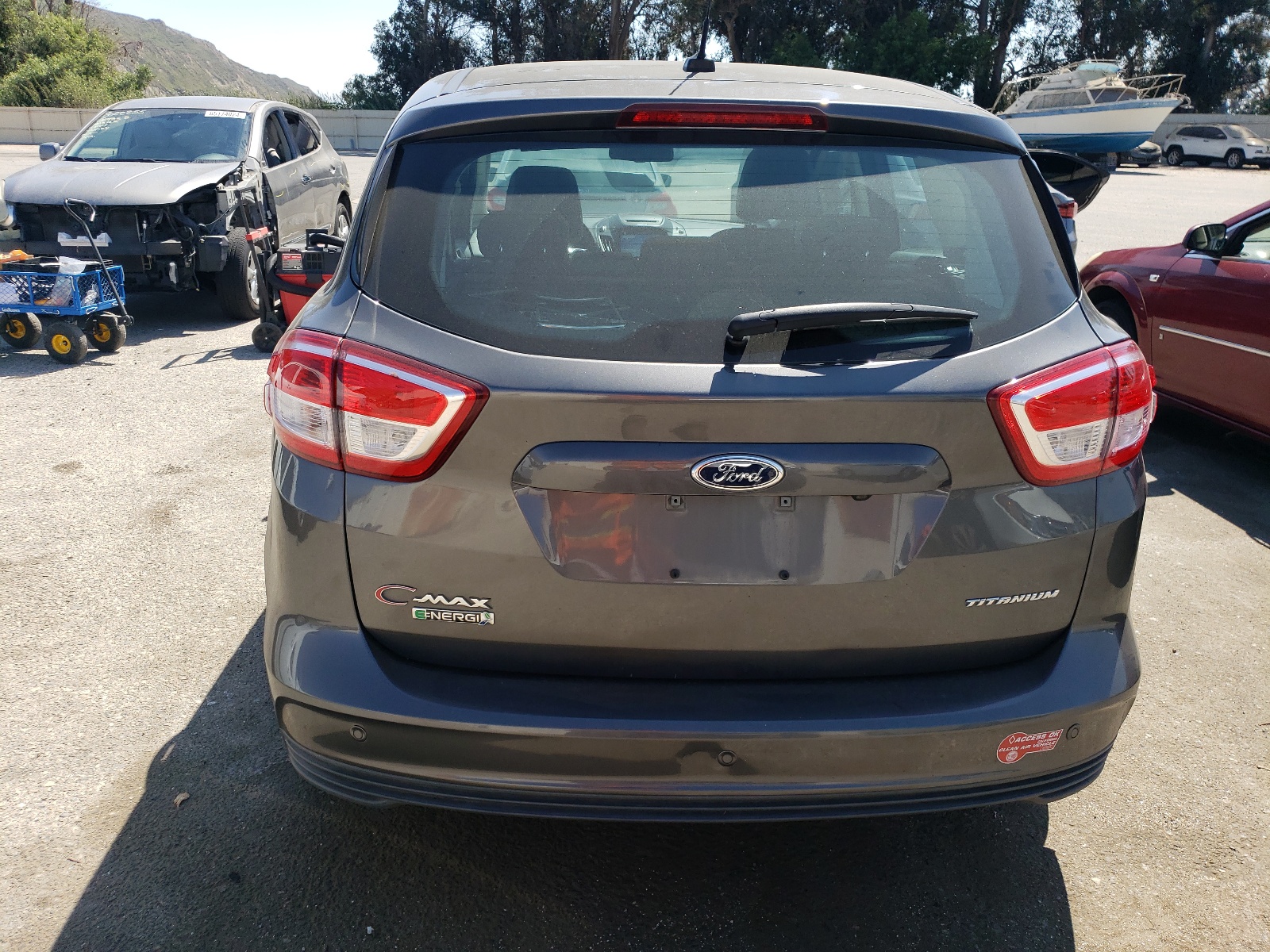 1FADP5FU1HL112603 2017 Ford C-Max Titanium