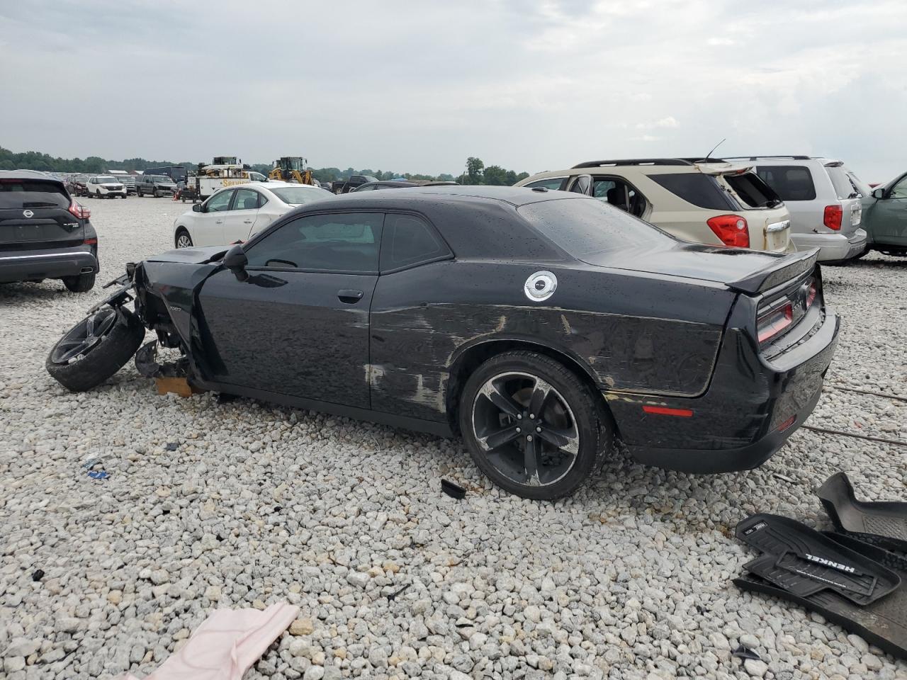 2C3CDZBT7JH310158 2018 DODGE CHALLENGER - Image 2