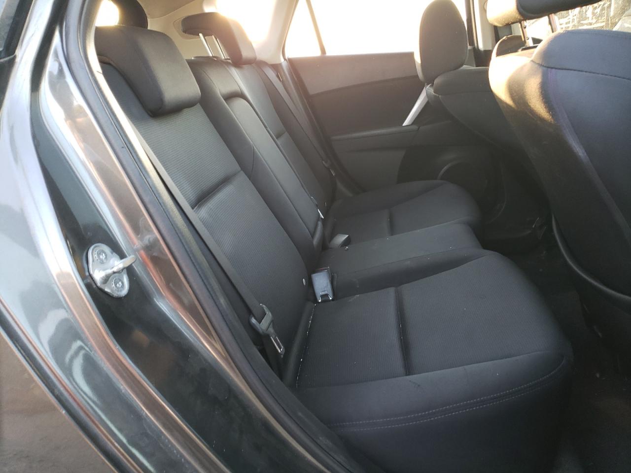 2010 Mazda 3 S VIN: JM1BL1H6XA1322882 Lot: 61925534