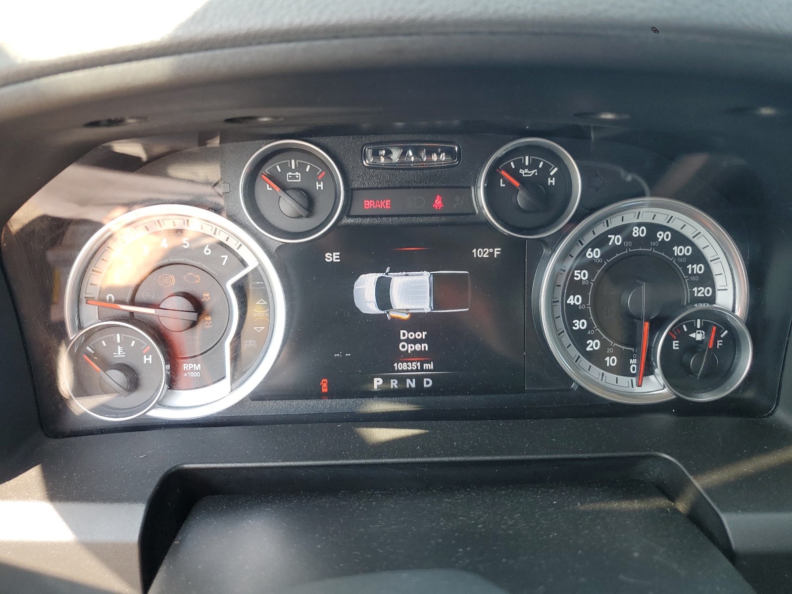 3C6RR7LT1FG554817 2015 Ram 1500 Slt