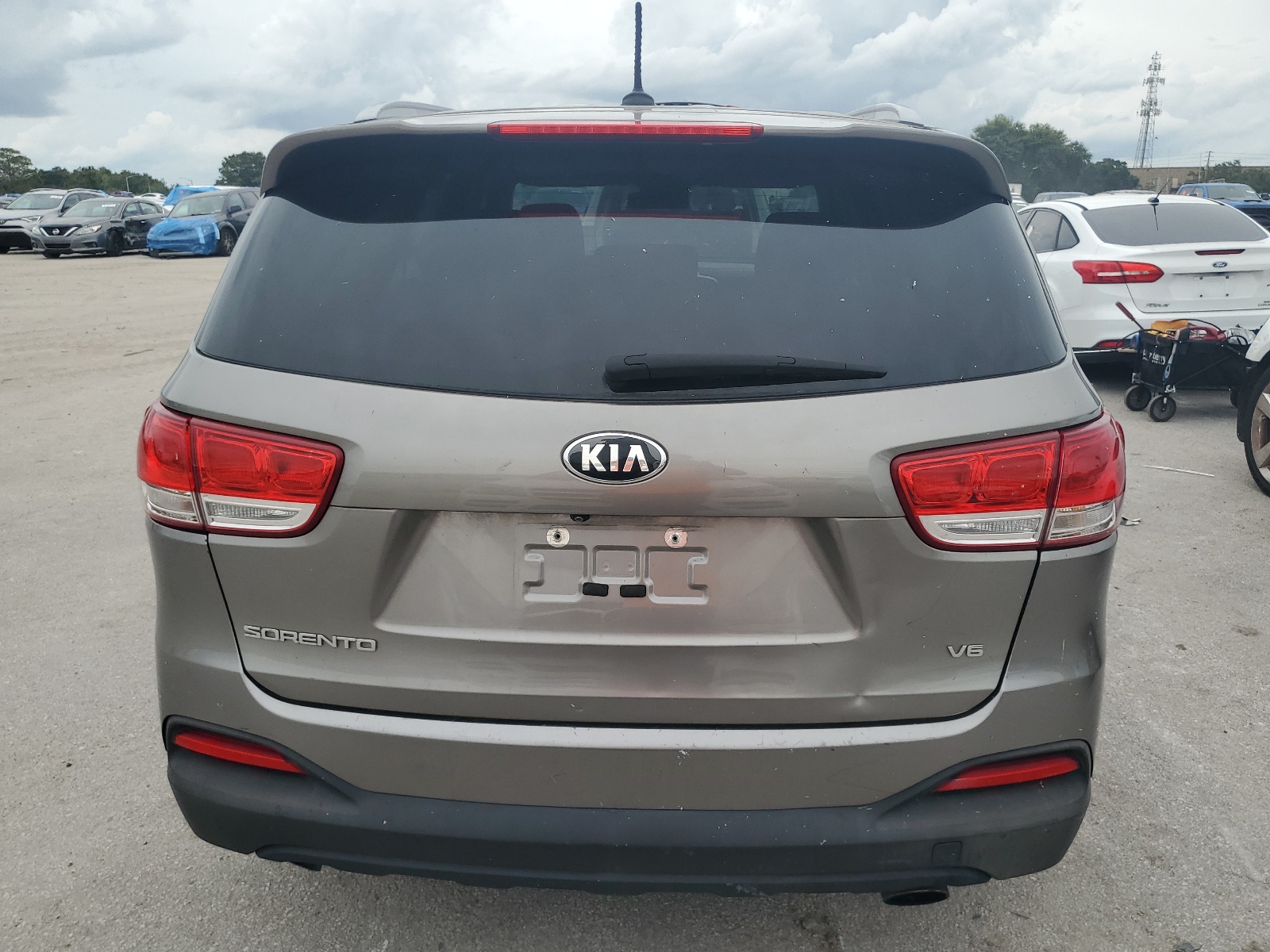 2017 Kia Sorento Lx vin: 5XYPG4A58HG289825