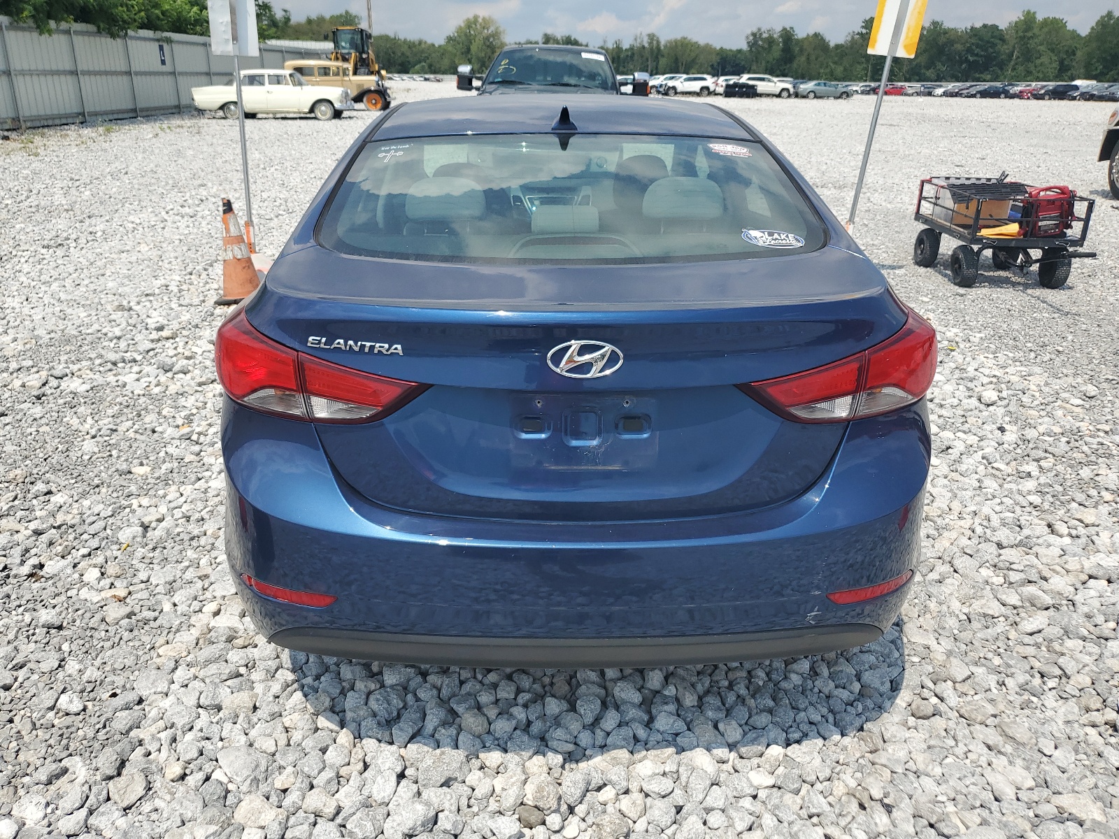 5NPDH4AE3FH614743 2015 Hyundai Elantra Se