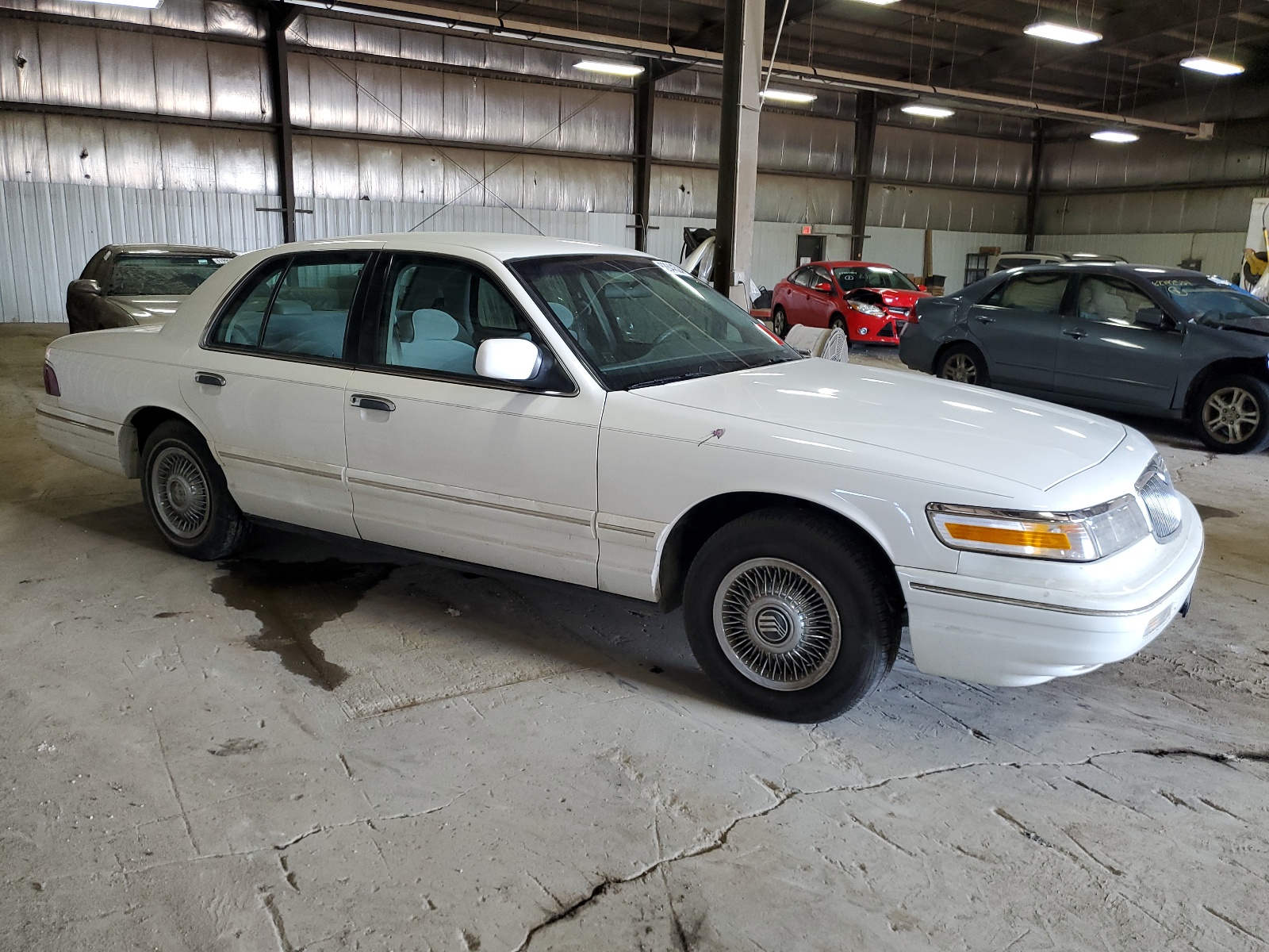 2MELM74W2VX628125 1997 Mercury Grand Marquis Gs