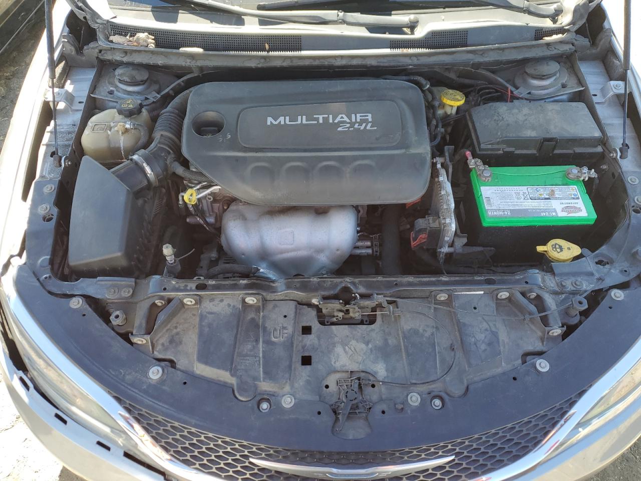 2015 Chrysler 200 Limited VIN: 1C3CCCAB9FN747294 Lot: 63434504