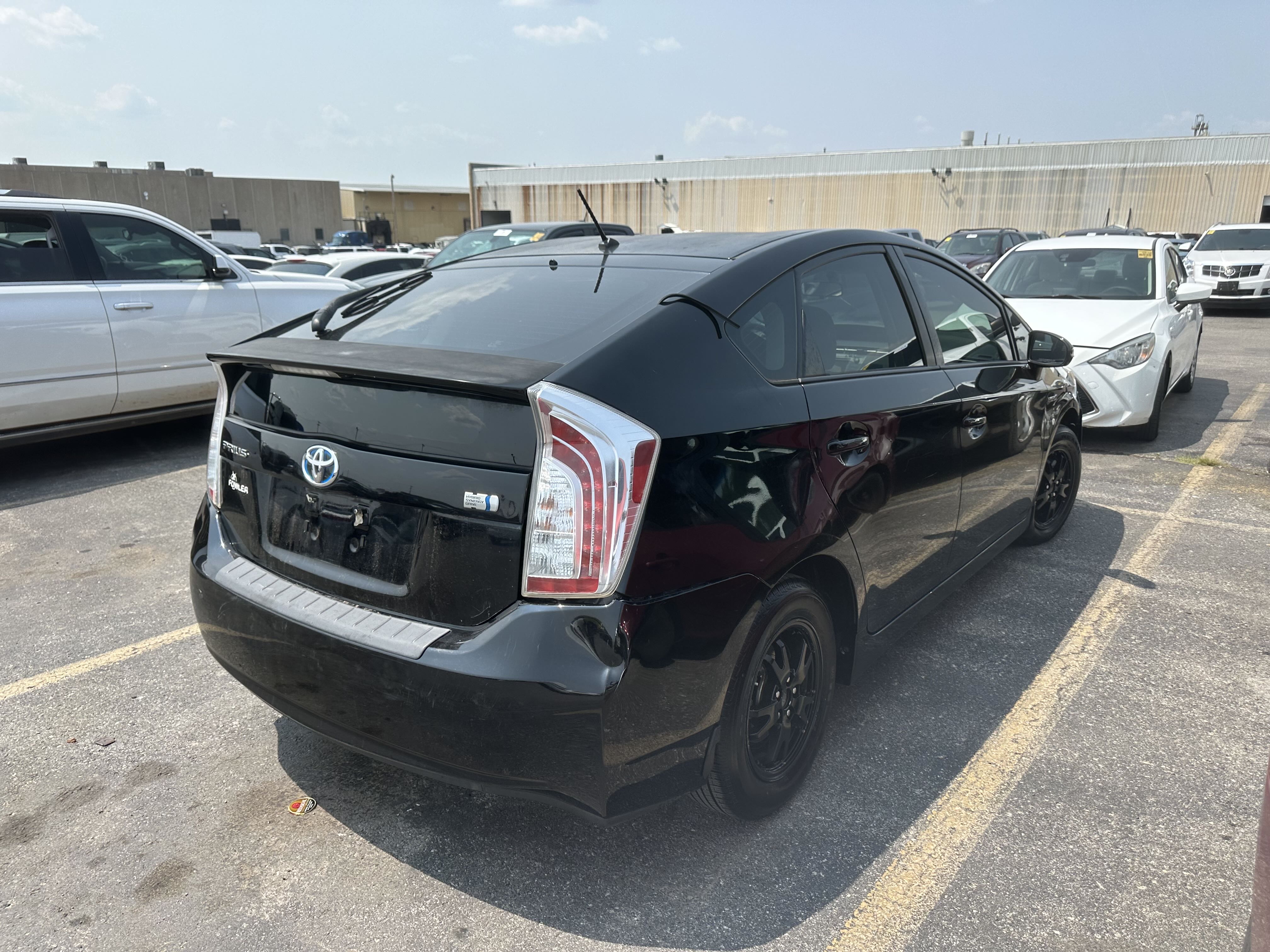 2012 Toyota Prius vin: JTDKN3DU3C5500623