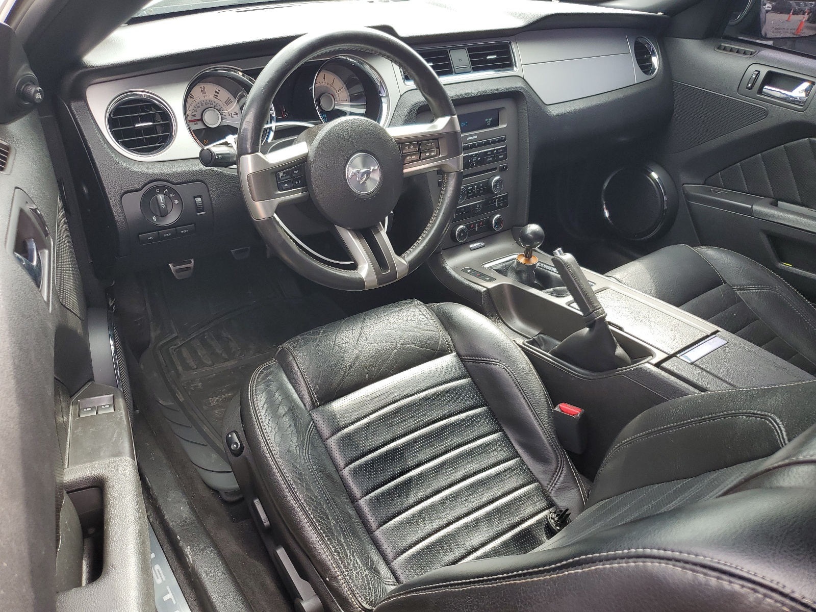 1ZVBP8ANXA5168646 2010 Ford Mustang