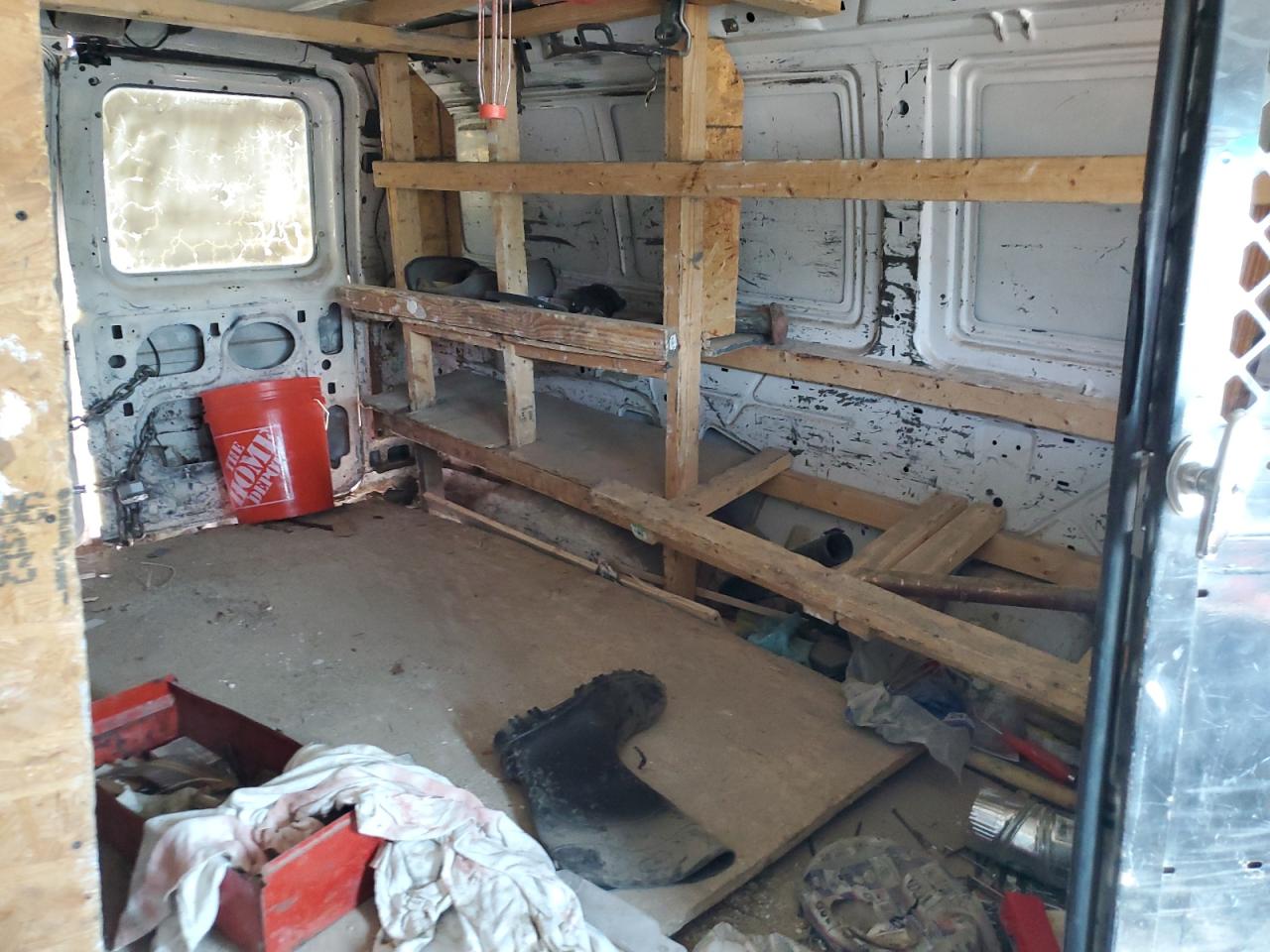 2001 Ford Econoline E250 Van VIN: 1FTNE24L21HA85692 Lot: 62635994