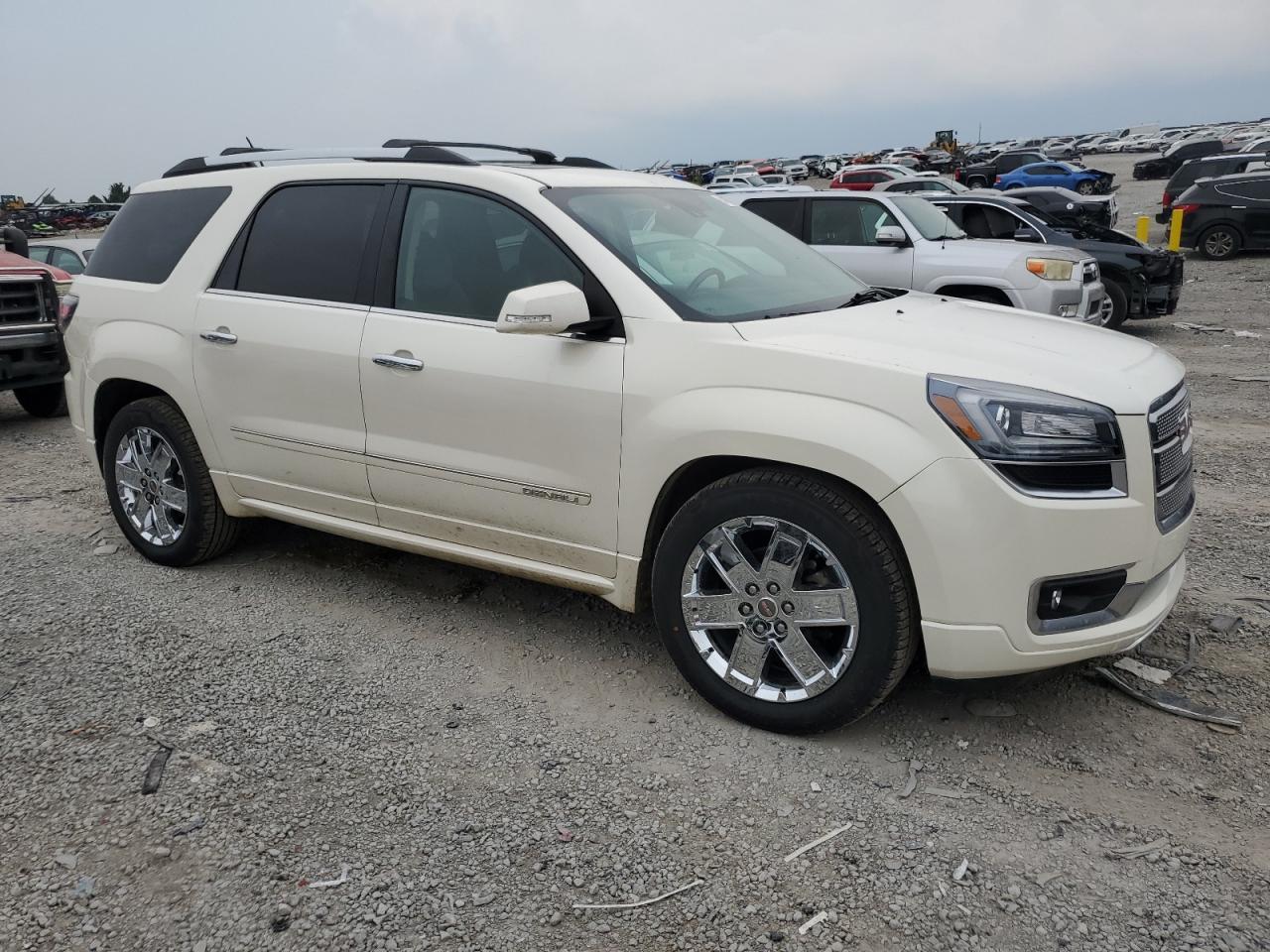 2015 GMC Acadia - Image 4