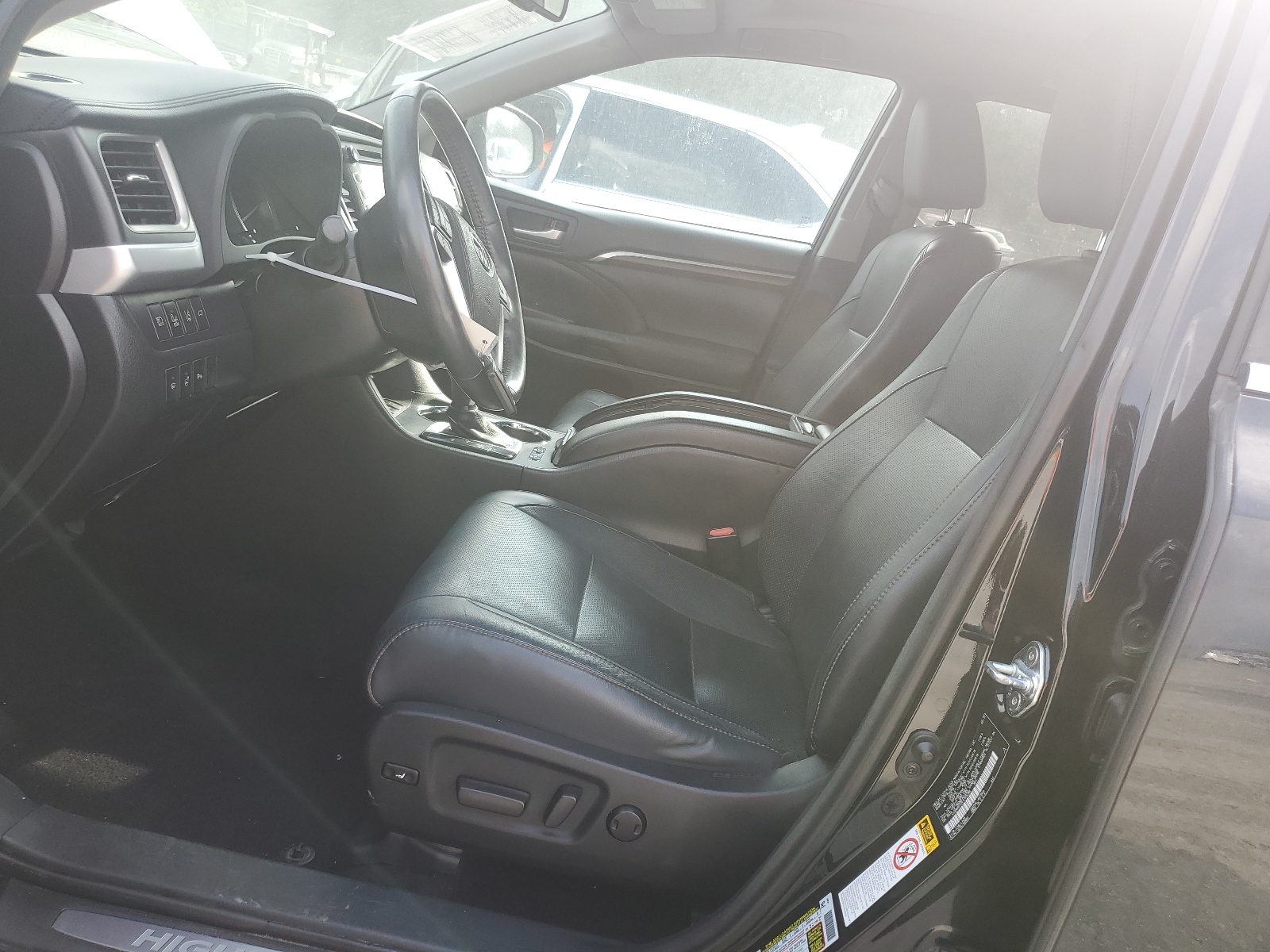 5TDDKRFH3FS165298 2015 Toyota Highlander Limited