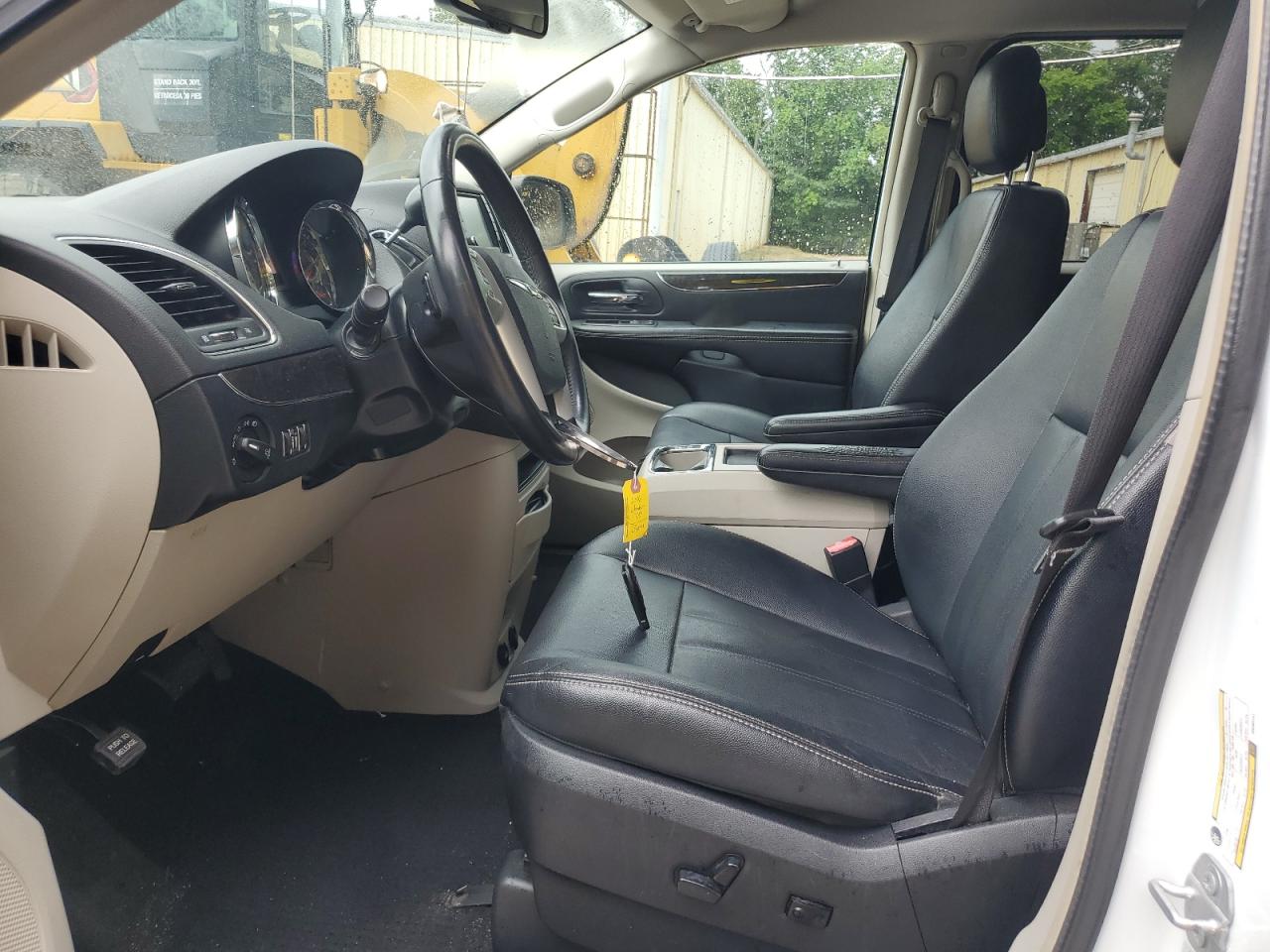 2016 Chrysler Town & Country Touring VIN: 2C4RC1BG3GR280141 Lot: 62929554