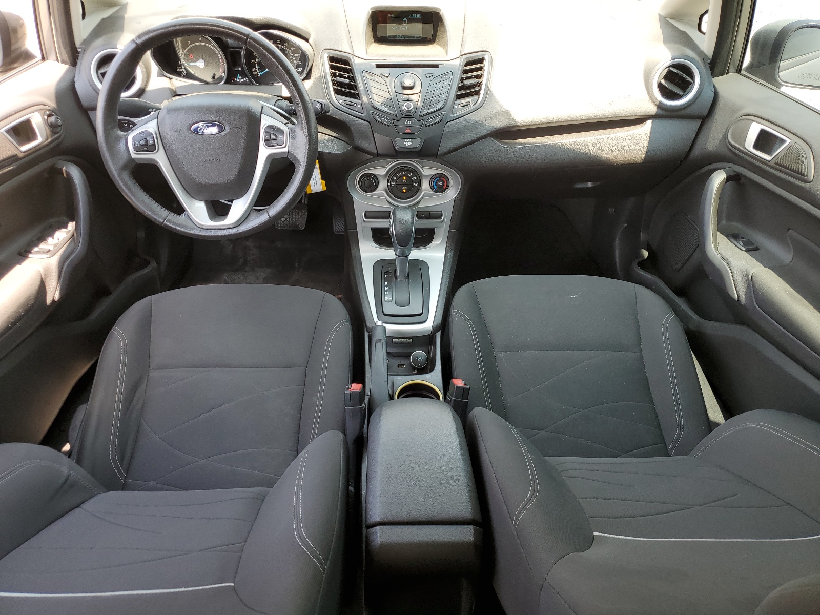 3FADP4BJ1EM191058 2014 Ford Fiesta Se