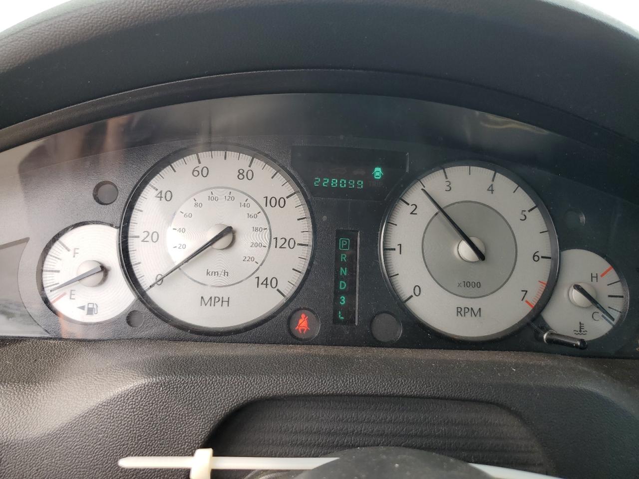 2010 Chrysler 300 Touring VIN: 2C3CA5CV7AH221238 Lot: 63821094