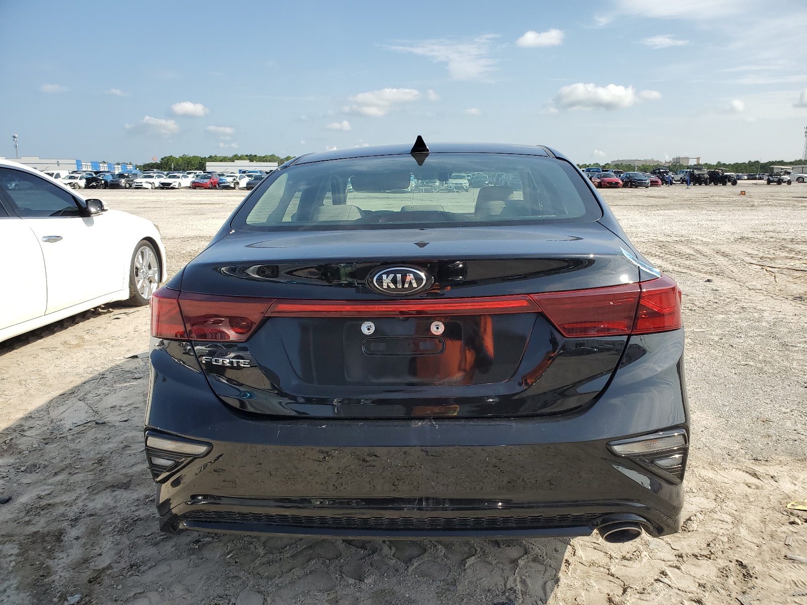 3KPF24AD9ME341181 2021 Kia Forte Fe