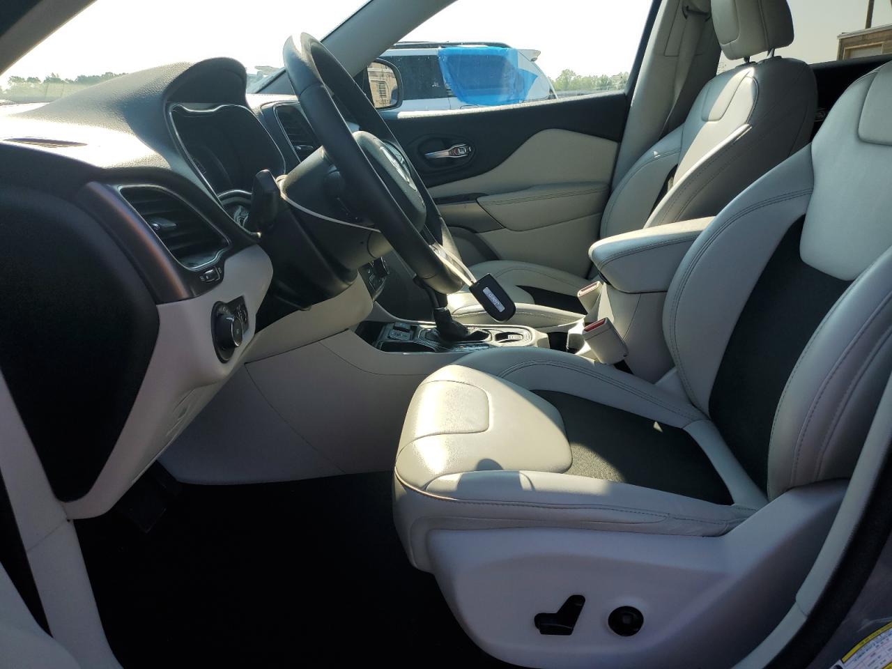 2020 Jeep Cherokee Latitude Plus VIN: 1C4PJLLB3LD628271 Lot: 61797684