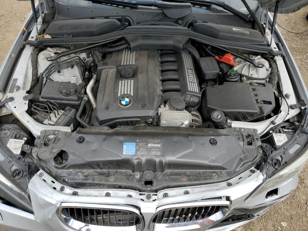 2008 BMW 528 Xi VIN: WBANV13548CZ54617 Lot: 64463294