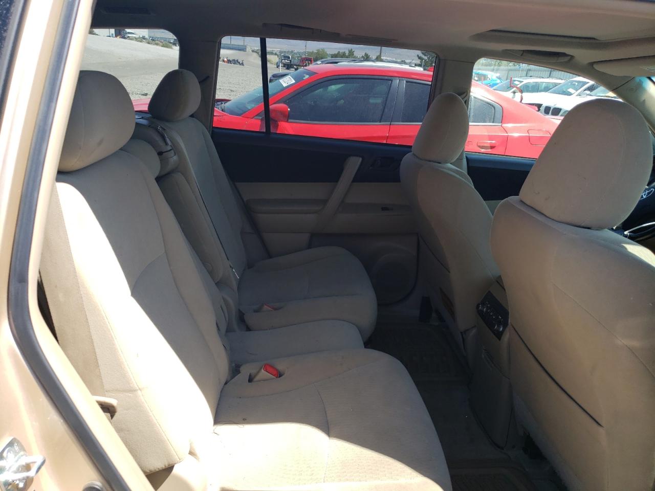 2010 Toyota Highlander VIN: 5TDBK3EH0AS039107 Lot: 64016844