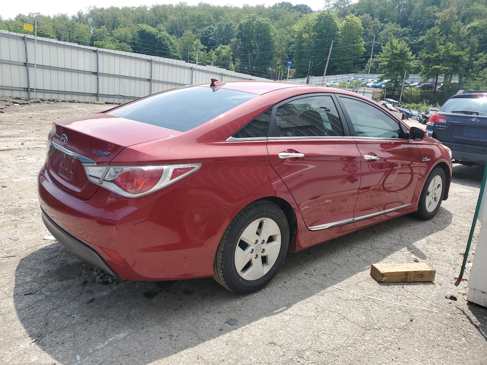 2012 Hyundai Sonata Hybrid vin: KMHEC4A41CA028793