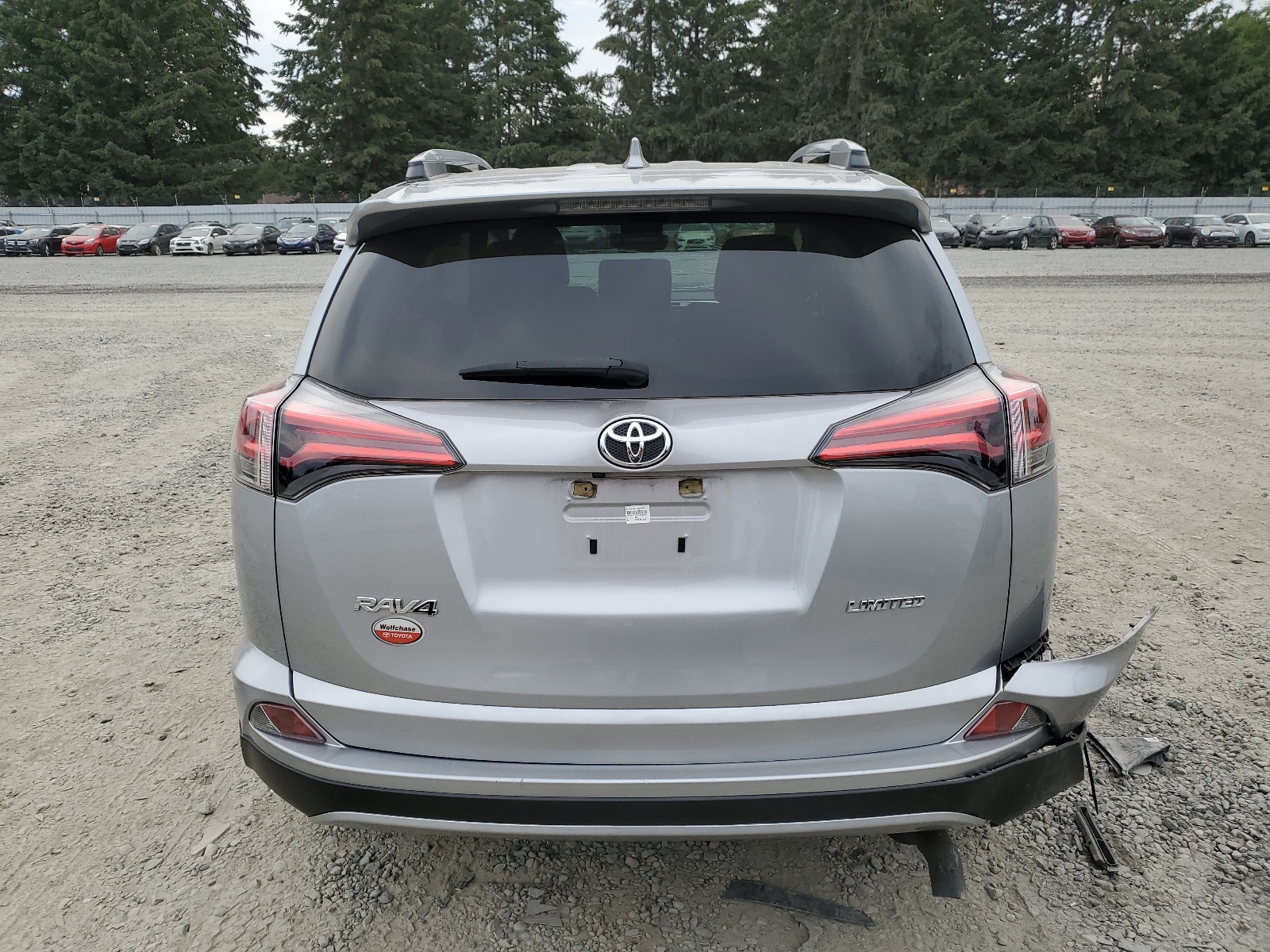 JTMYFREV8JJ192046 2018 Toyota Rav4 Limited