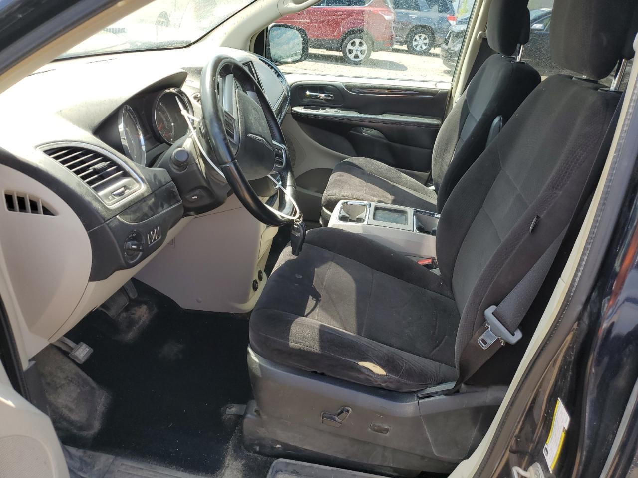 2011 Chrysler Town & Country Touring VIN: 2A4RR5DG2BR631031 Lot: 60852904