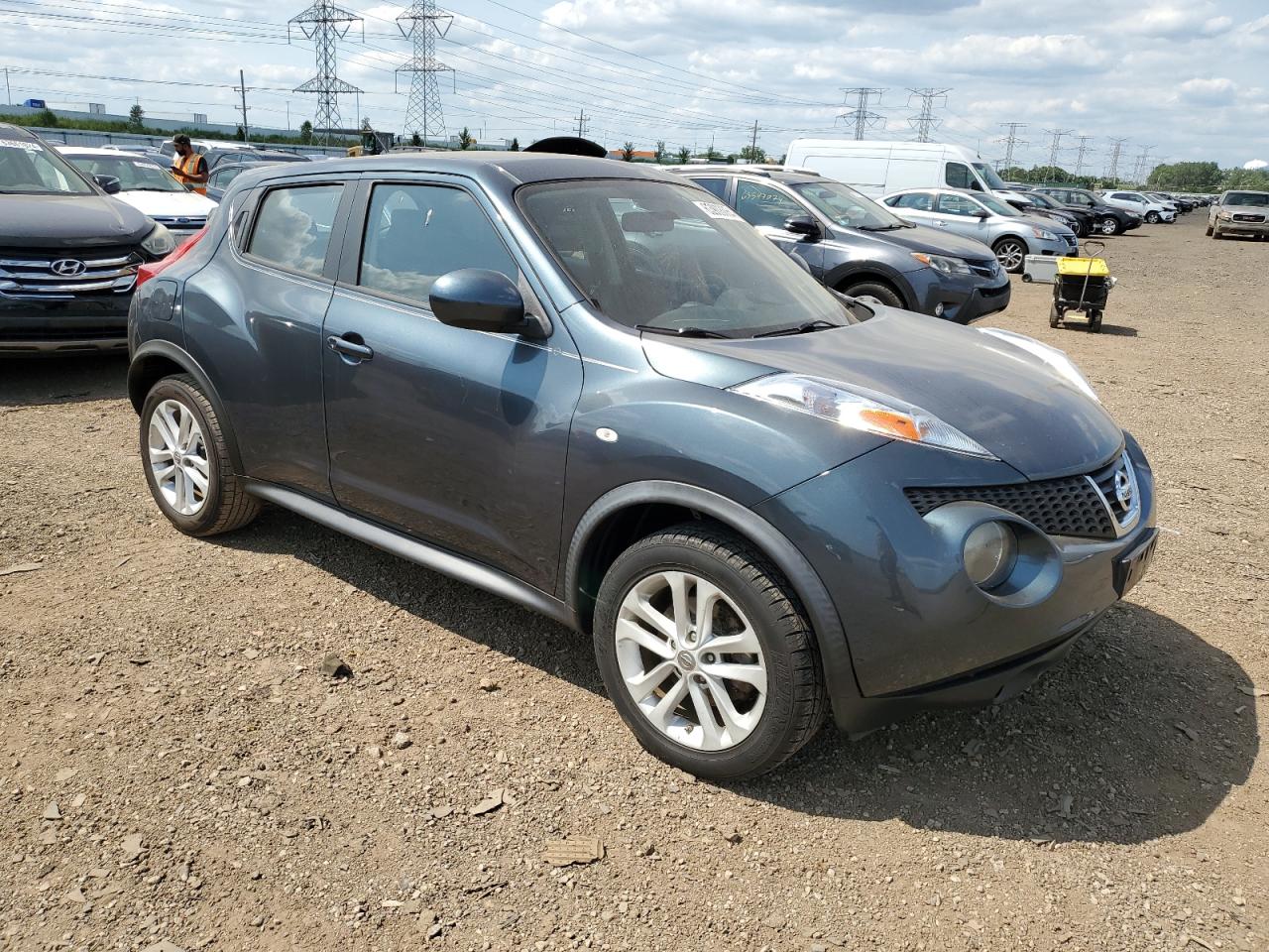 2013 Nissan Juke S VIN: JN8AF5MR5DT205833 Lot: 63908064
