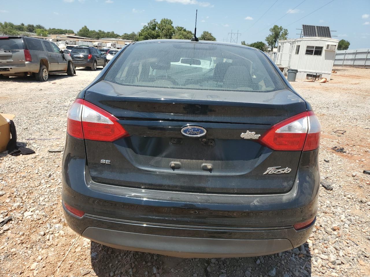 3FADP4BJ8JM139159 2018 Ford Fiesta Se