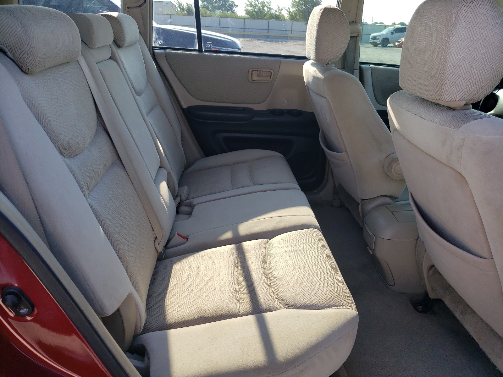 JTEGF21A430093766 2003 Toyota Highlander Limited