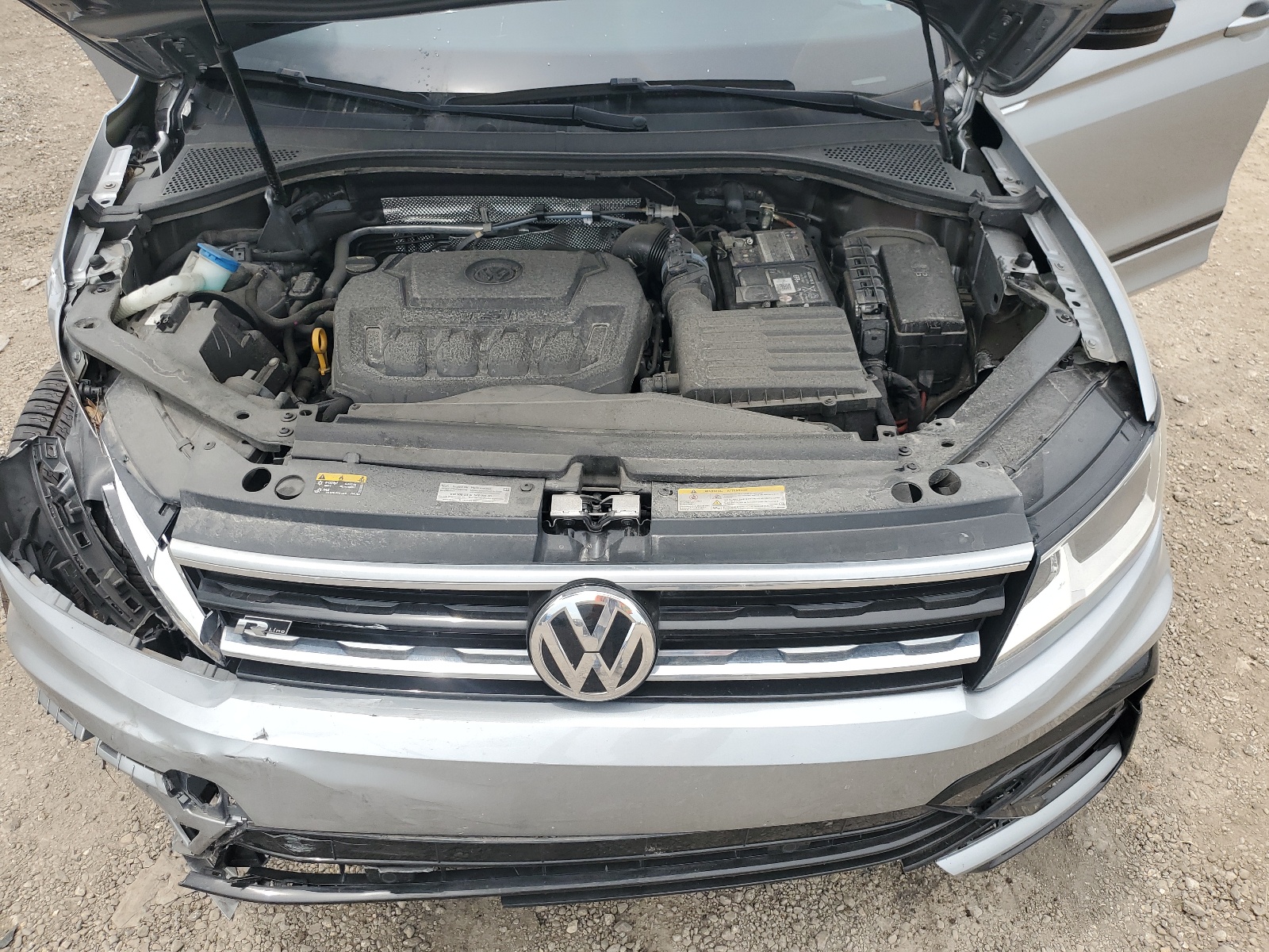 3VV3B7AX6MM095678 2021 Volkswagen Tiguan Se