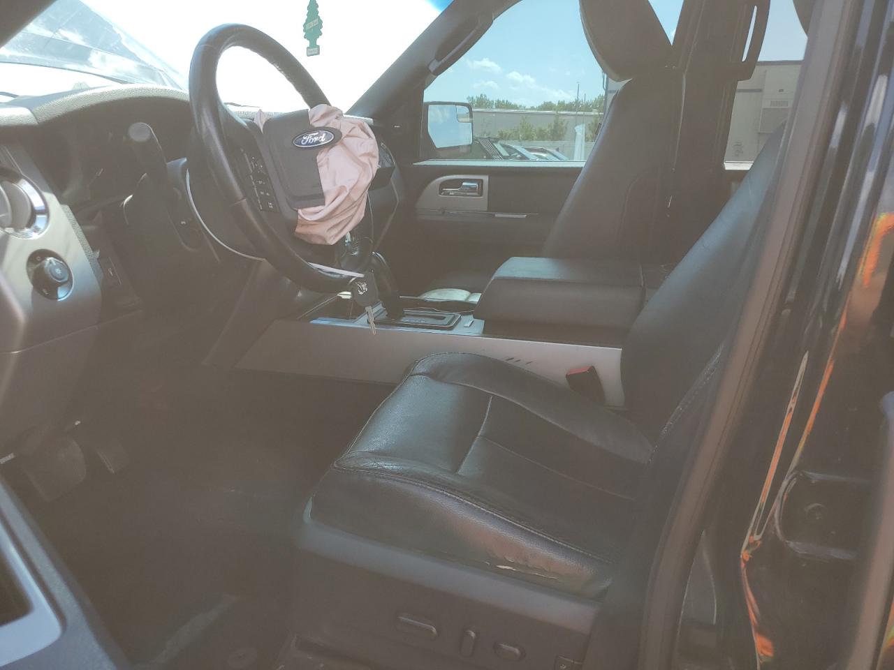 2016 Ford Expedition Xlt VIN: 1FMJU1JT1GEF15718 Lot: 63370524