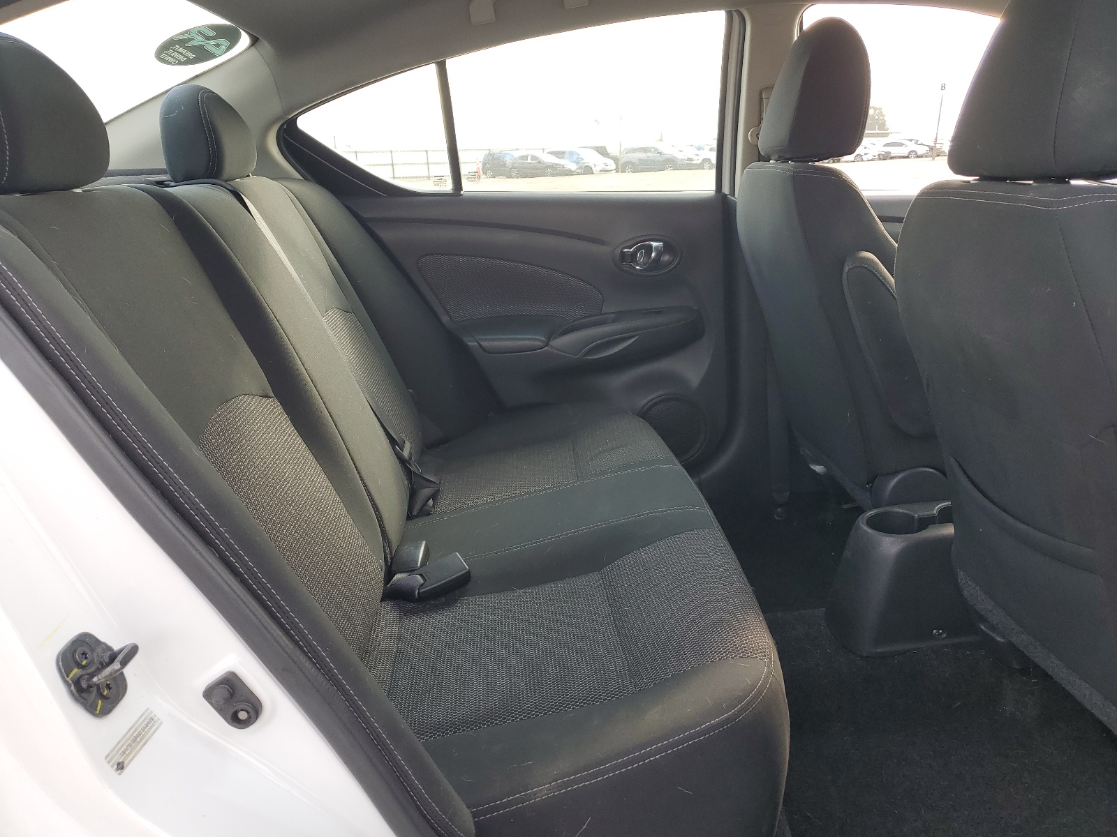 2019 Nissan Versa S vin: 3N1CN7AP8KL859378