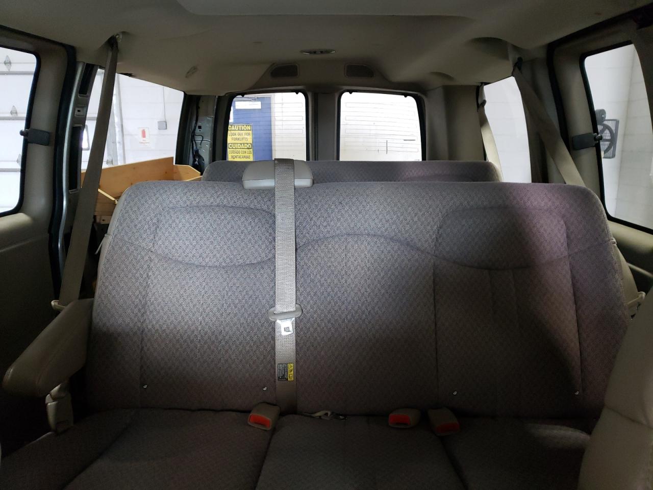 2004 Chevrolet Express G1500 VIN: 1GNFG15T241120422 Lot: 62349594