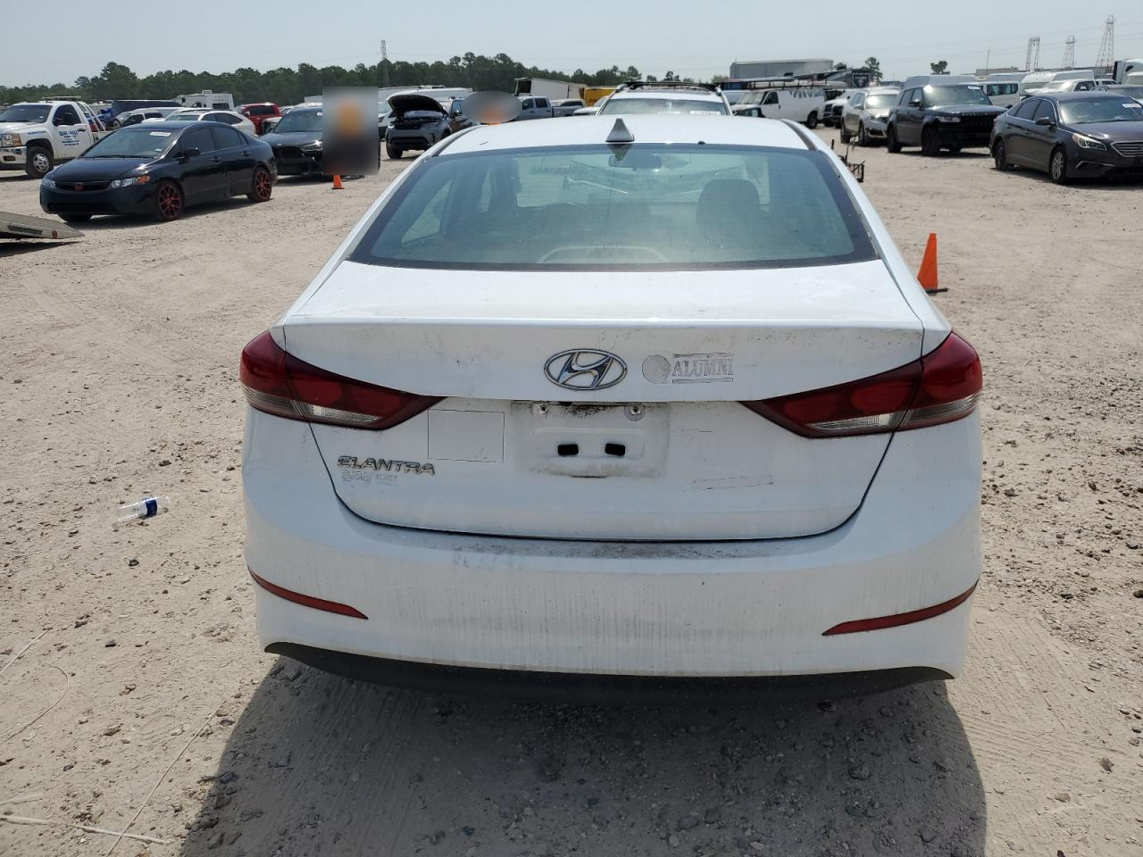 2018 Hyundai Elantra Sel vin: 5NPD84LF0JH380317