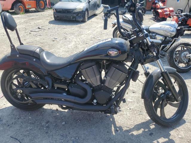 2007 Victory Motorcycles Vegas 8-Ball للبيع في Hampton، VA - Front End