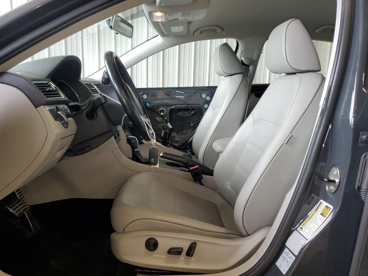 2017 Volkswagen Passat R-Line VIN: 1VWDT7A33HC067466 Lot: 63643504