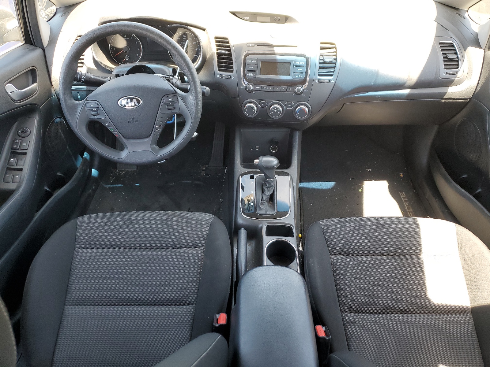 3KPFK4A71HE030778 2017 Kia Forte Lx