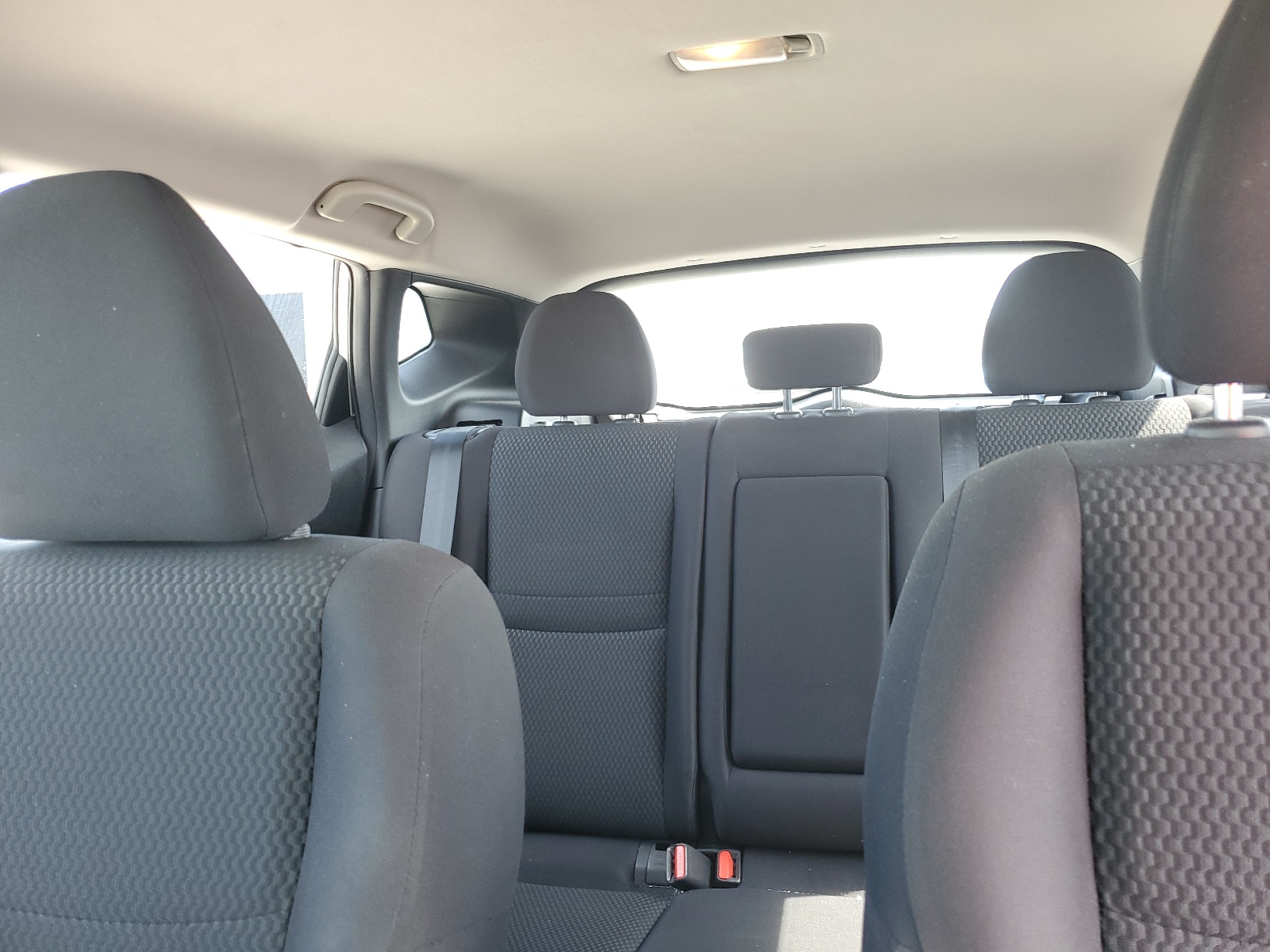 JN1BJ1AV4MW560387 2021 Nissan Rogue Sport S