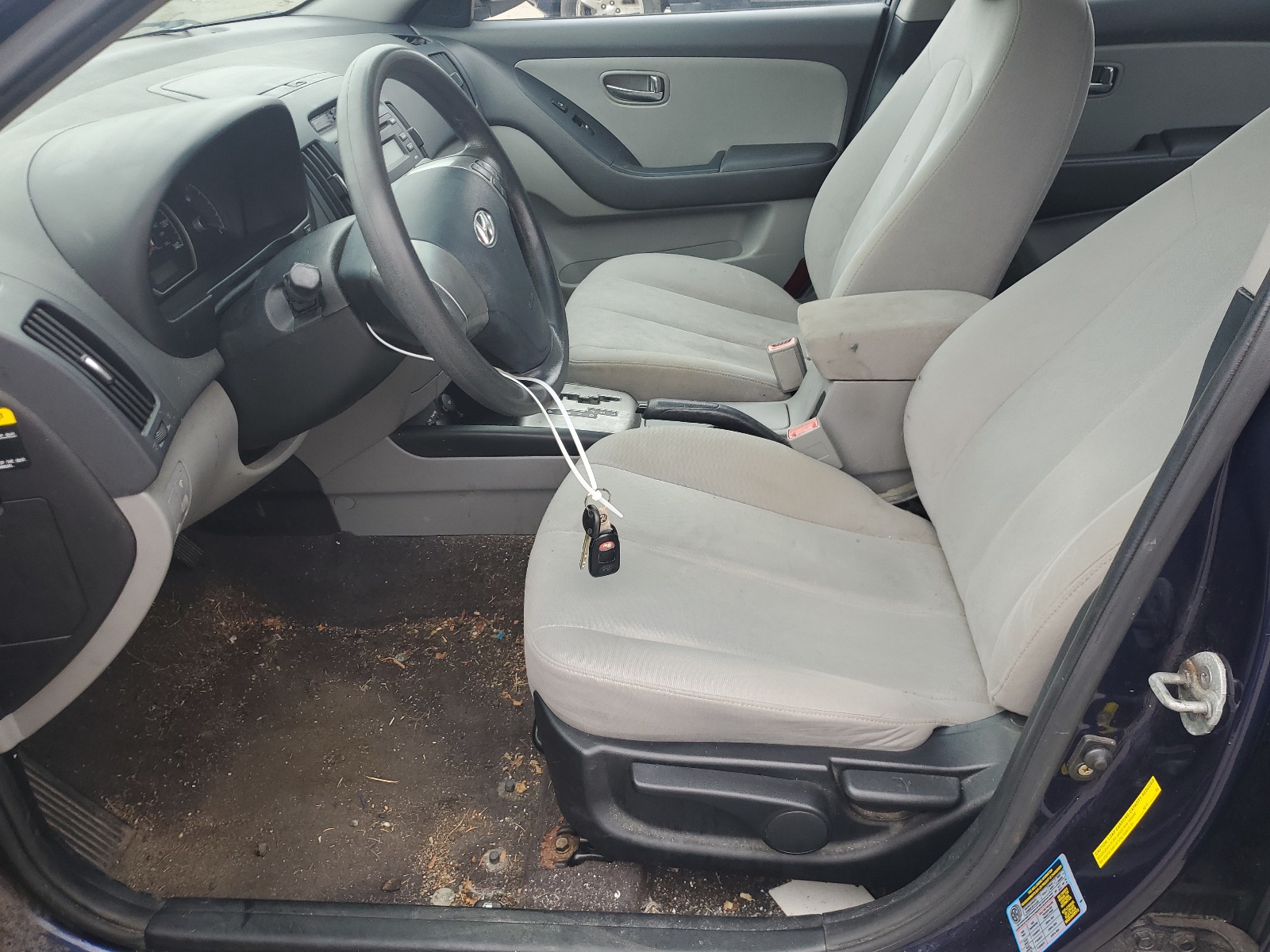 KMHDU4AD4AU153520 2010 Hyundai Elantra Blue